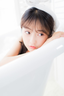 精品久久久久久无码人妻国产馆